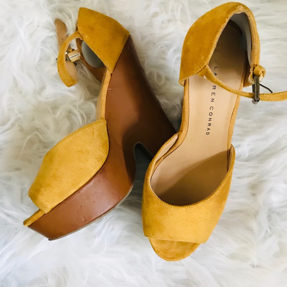 Lauren Conrad yellow heels